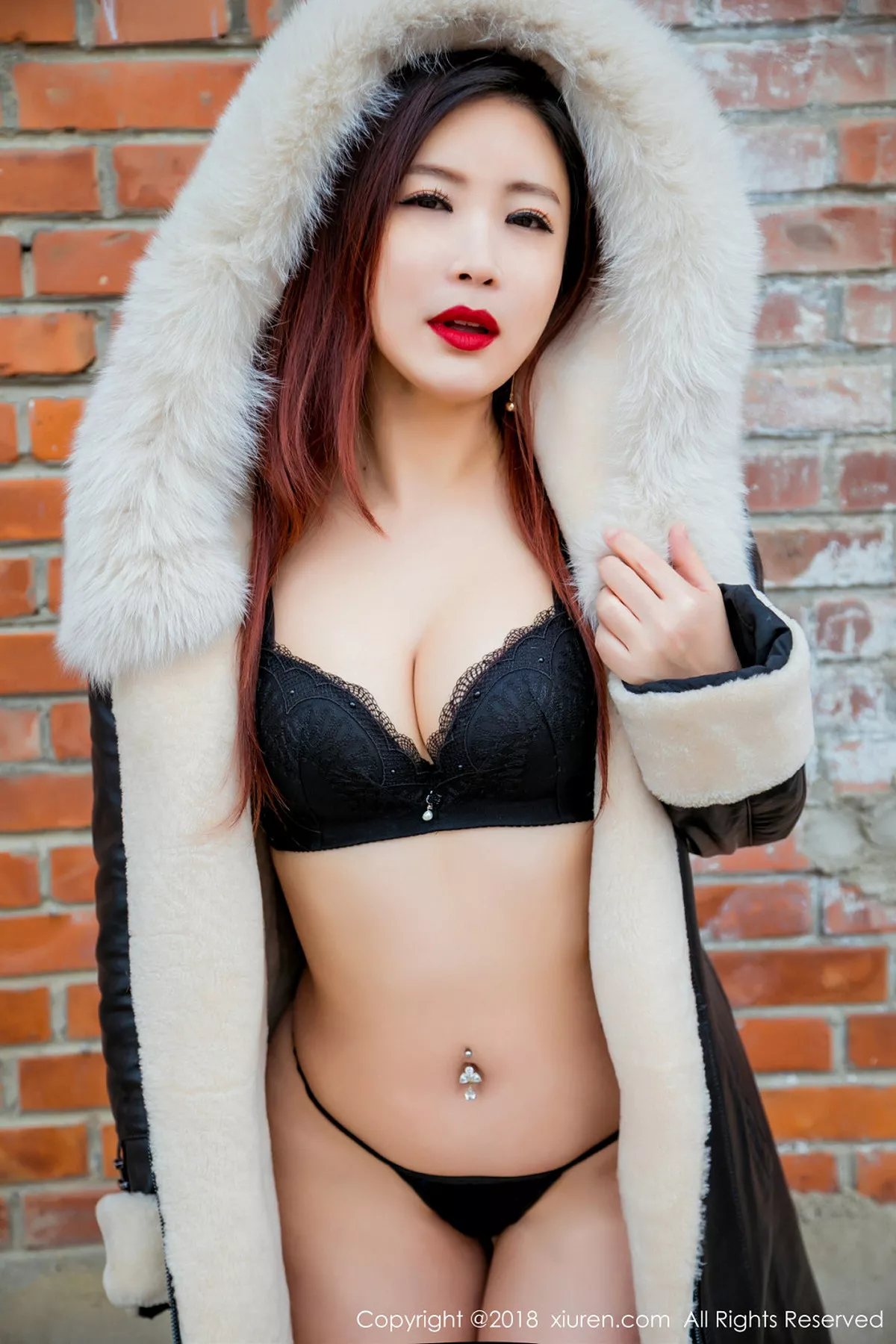 秀人集.com_[XiuRen秀人网]No.953_嫩模西希白兔户外红色内衣半脱内裤秀白嫩翘臀屁沟诱惑写真66P