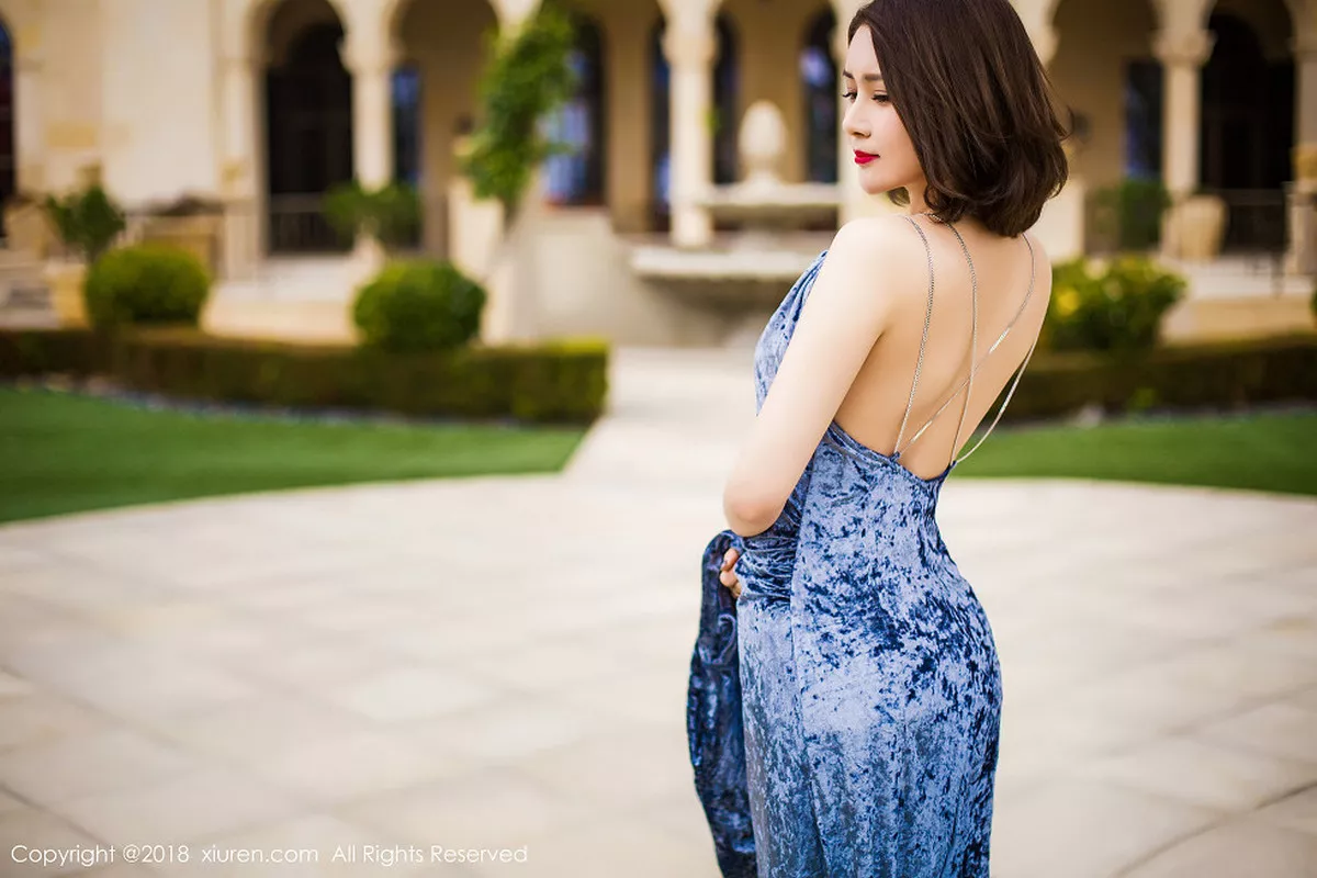 秀人集.com_[XiuRen秀人网]No.935_嫩模廿十居家私房红色塑身内衣秀完美身材白嫩肌肤性感写真58P