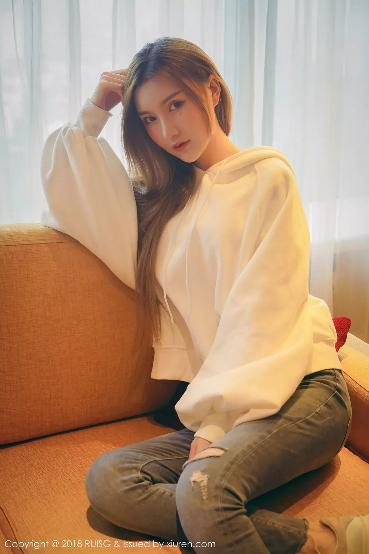 秀人集.com_[RUISG瑞丝馆]Vol.045_清纯小妞M梦baby柔情私房发布居家甜美迷人清爽写真40P