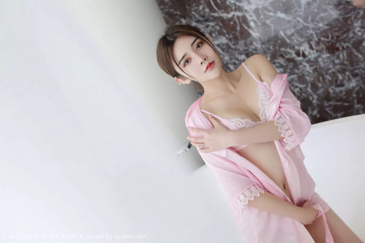 秀人集.com_[Candy糖果画报]Vol.058_嫩模Cris_卓娅祺真空连身裙配白色蕾丝袜秀美乳撩人诱惑写真44P