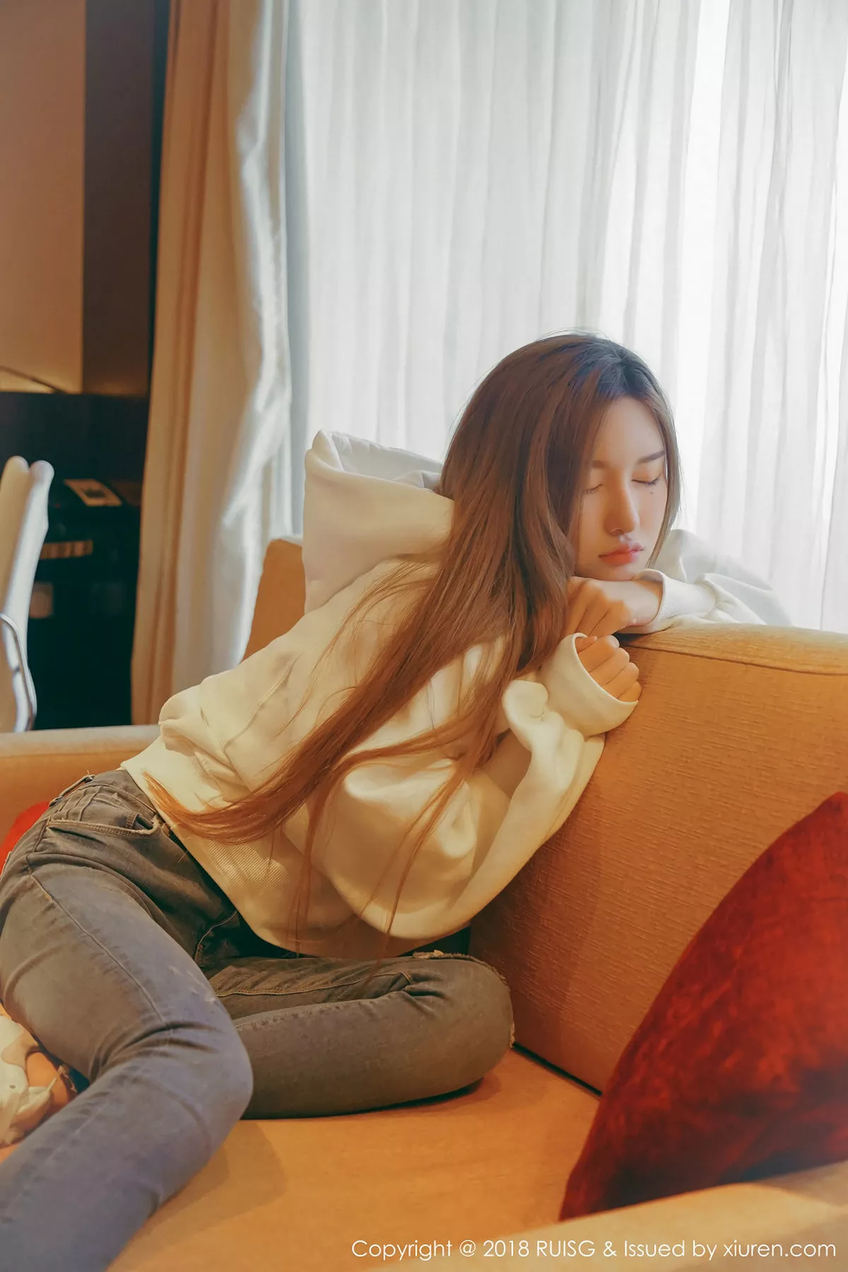 秀人集.com_[RUISG瑞丝馆]Vol.045_清纯小妞M梦baby柔情私房发布居家甜美迷人清爽写真40P