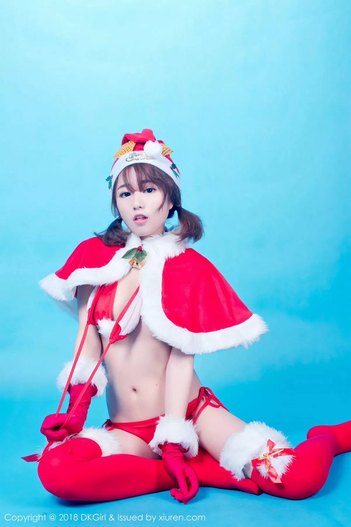 秀人集.com_[DKGirl御女郎]Vol.066_嫩模仓井优香红色圣诞女郎真空半露美乳遮点火辣诱惑写真55P