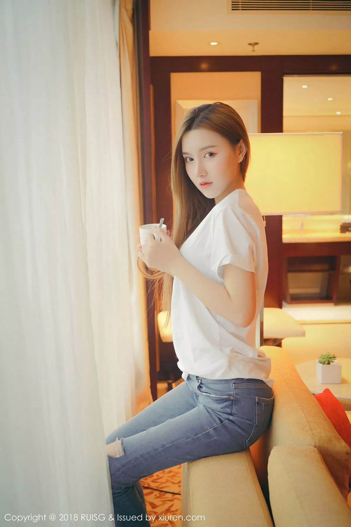 秀人集.com_[RUISG瑞丝馆]Vol.045_清纯小妞M梦baby柔情私房发布居家甜美迷人清爽写真40P