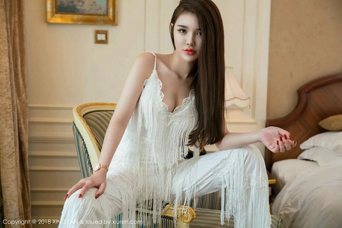 秀人集.com_[XINGYAN星颜社]Vol.037_嫩模陈宇曦niki粉色护士装配粉色丁字裤娇艳妩媚诱惑写真46P