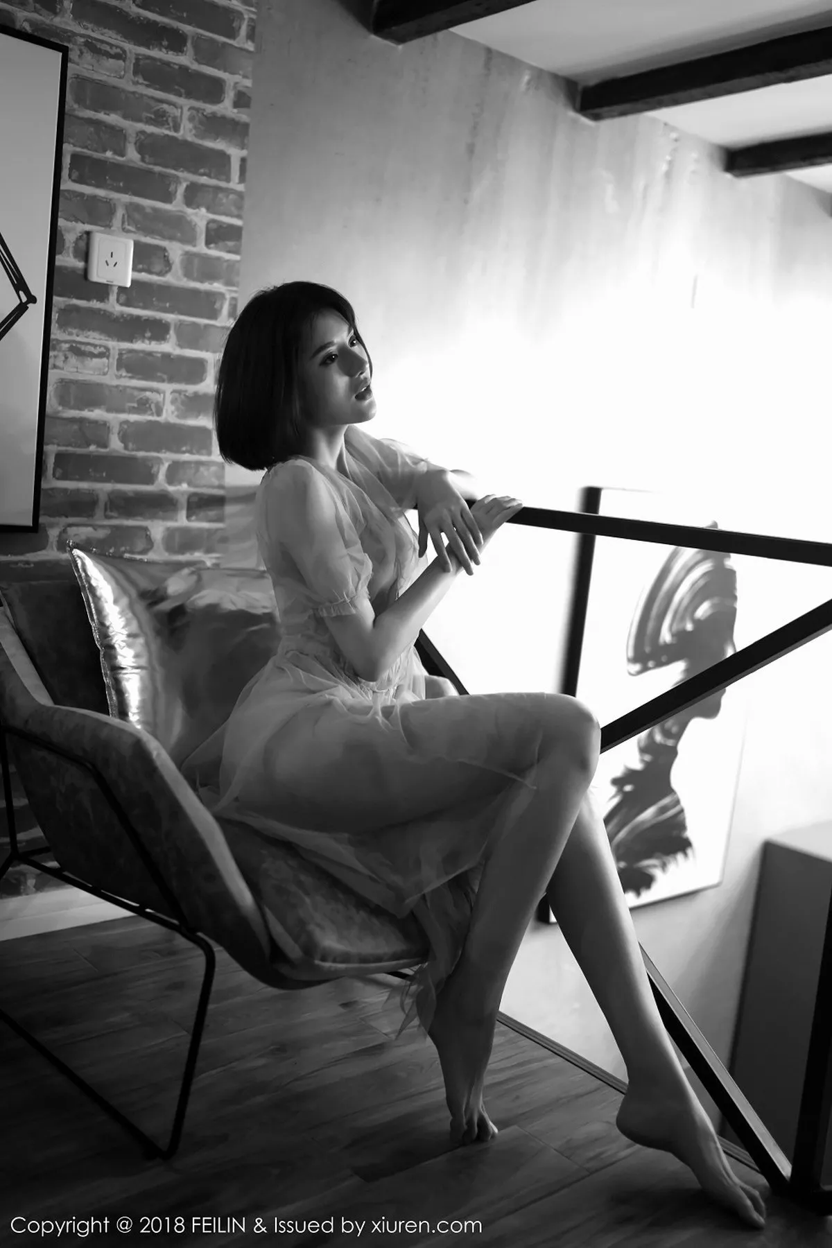 秀人集.com_[FeiLin嗲囡囡]Vol.134_嫩模就是阿朱啊性感黑白大片全裸秀美背撩人诱惑写真40P