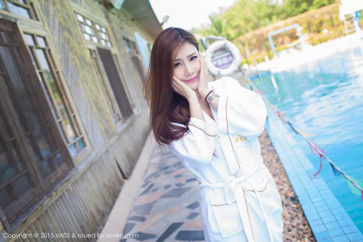秀人集.com_[IMISS爱蜜社]Vol.037_嫩模Nono酱富都飘雪温泉外拍性感比基尼完美写真53P