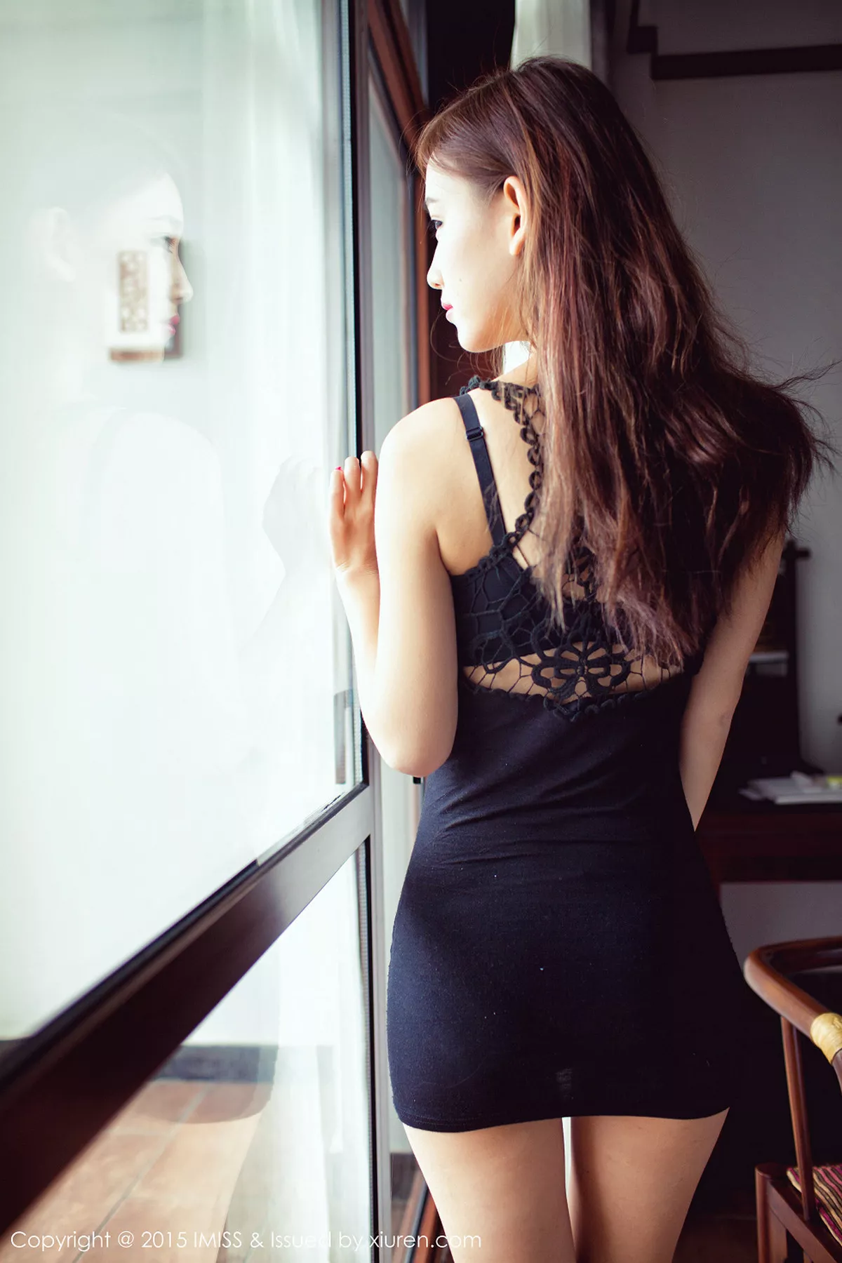 秀人集.com_[IMISS爱蜜社]Vol.040_嫩模李玉洁Daisy大别山薄刀峰旅拍完美身材性感写真57P