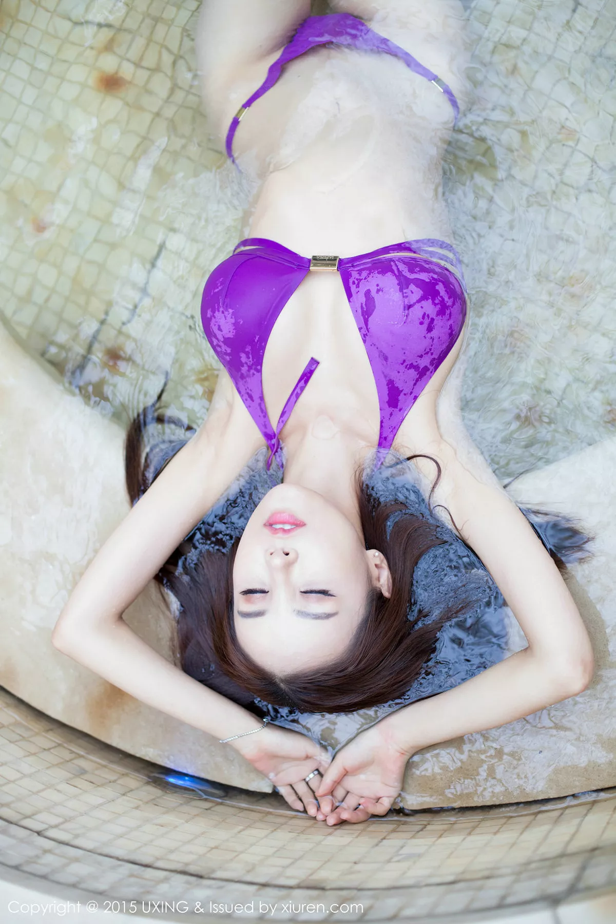 秀人集.com_[UXING优星馆]Vol.021_嫩模吕婉柔Angelin性感比基尼齐逼牛仔短裤诱惑写真56P