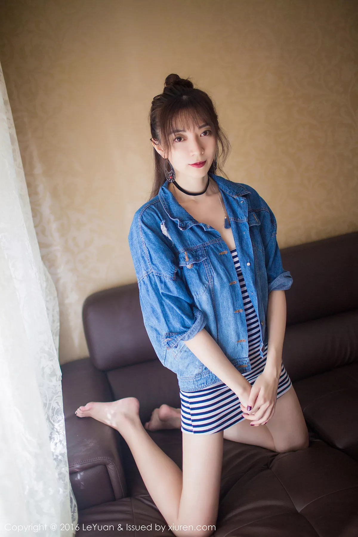 秀人集.com_[LeYuan星乐园]Vol.006_嫩模楚琪kiki清新服饰白嫩美长腿性感写真50P