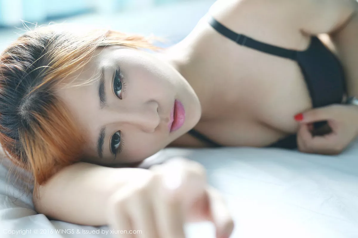 秀人集.com_[WingS影私荟]Vol.011_嫩模奚梦娇白色缕空连体睡裙性感黑色内衣秀美胸写真56P