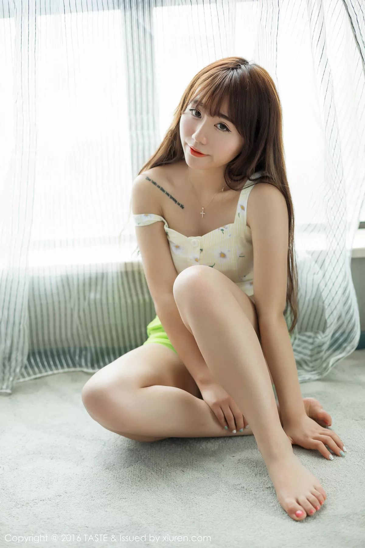 秀人集.com_[Taste顽味生活]Vol.026_嫩模鱼子酱宝saki内衣美少女秀纹身性感迷人写真45P