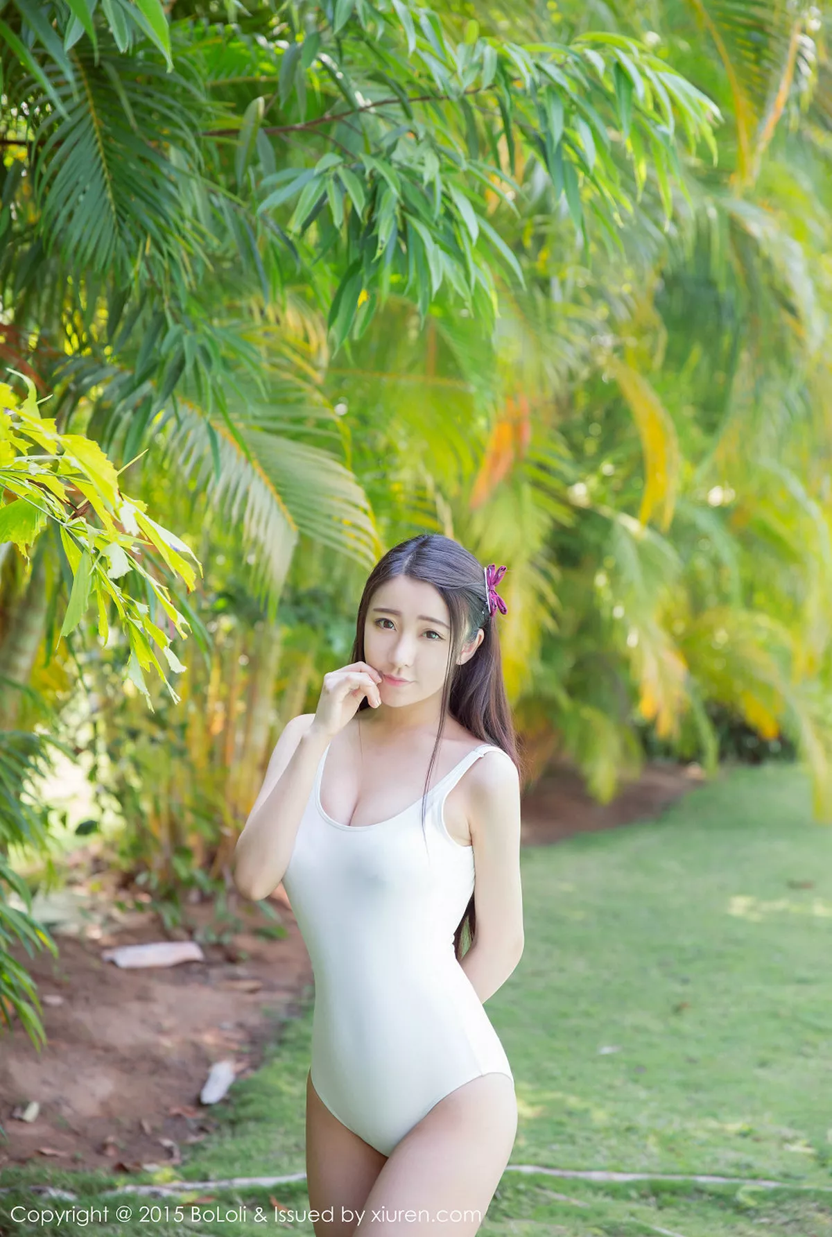 秀人集.com_[BoLoli波萝社]Vol.022_嫩模朵比dobby三亚旅拍性感比基尼完美身材写真48P