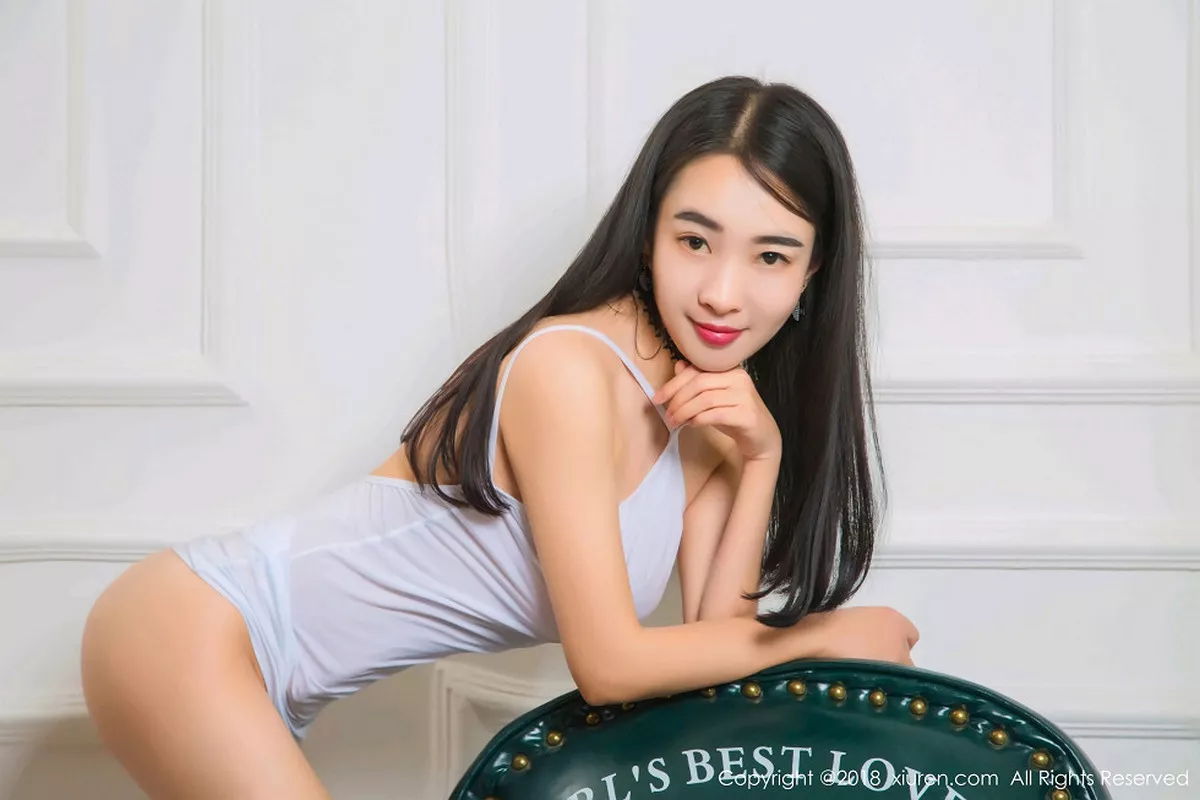 秀人集.com_[XiuRen秀人网]No.1020_嫩模剥了皮的洋葱开档连体黑网袜秀完美身材火辣诱惑写真44P