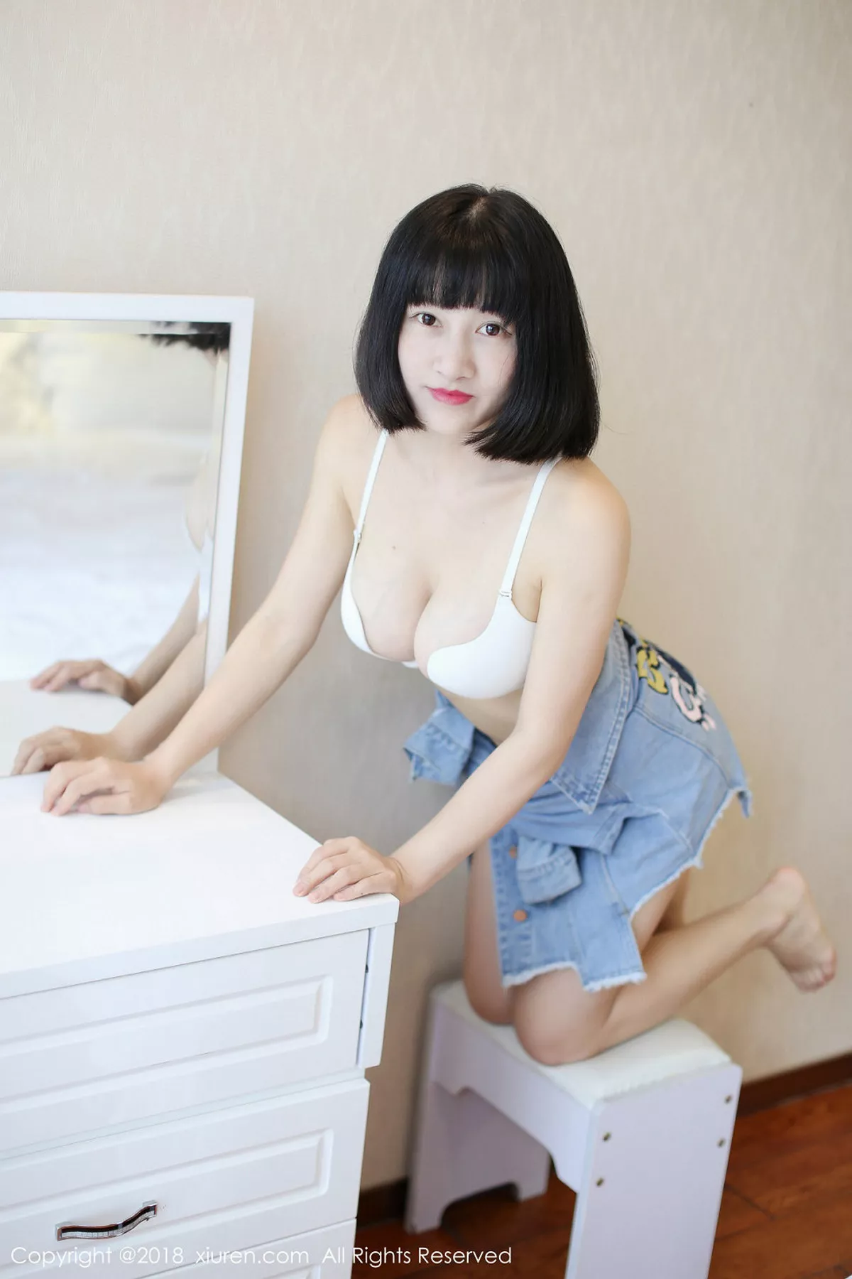 秀人集.com_[XiuRen秀人网]No.1001_嫩模小探戈居家私房白色内衣配牛仔短裙秀豪乳诱惑写真41P