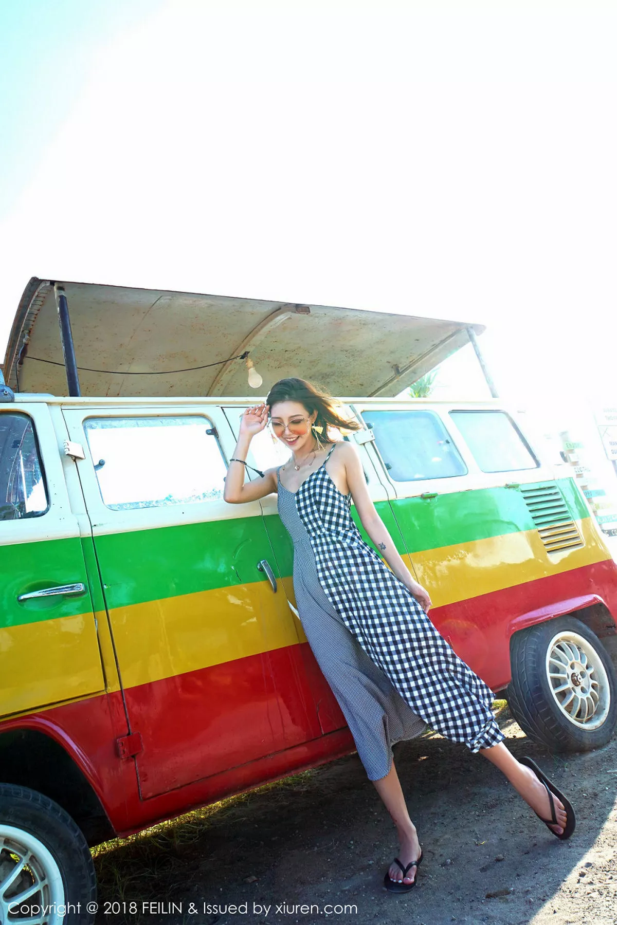 秀人集.com_[FeiLin嗲囡囡]Vol.142_嫩模冯木木LRIS班塔延岛旅拍海边清新吊带连身裙写真46P