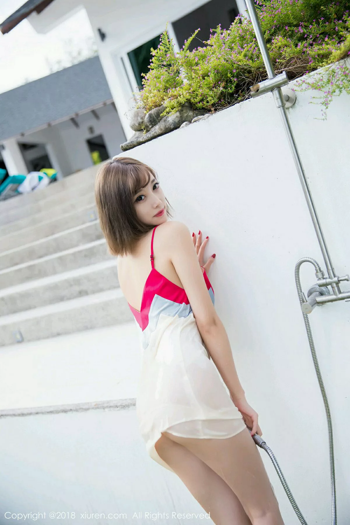 秀人集.com_[XiuRen秀人网]No.1027_甜美女神杨晨晨sugar甲米旅拍低胸吊带连身裙湿身诱惑写真50P