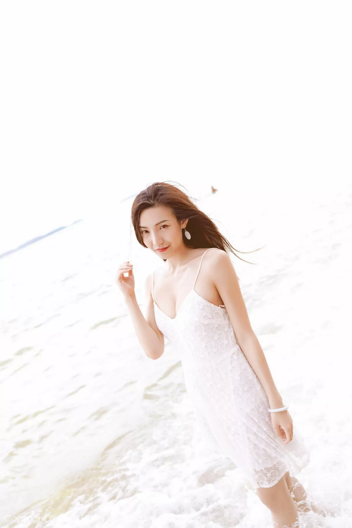 秀人集.com_[FeiLin嗲囡囡]Vol.147_美女主播Hana妹半脱牛仔衣性感黑色蕾丝内衣诱惑写真40P