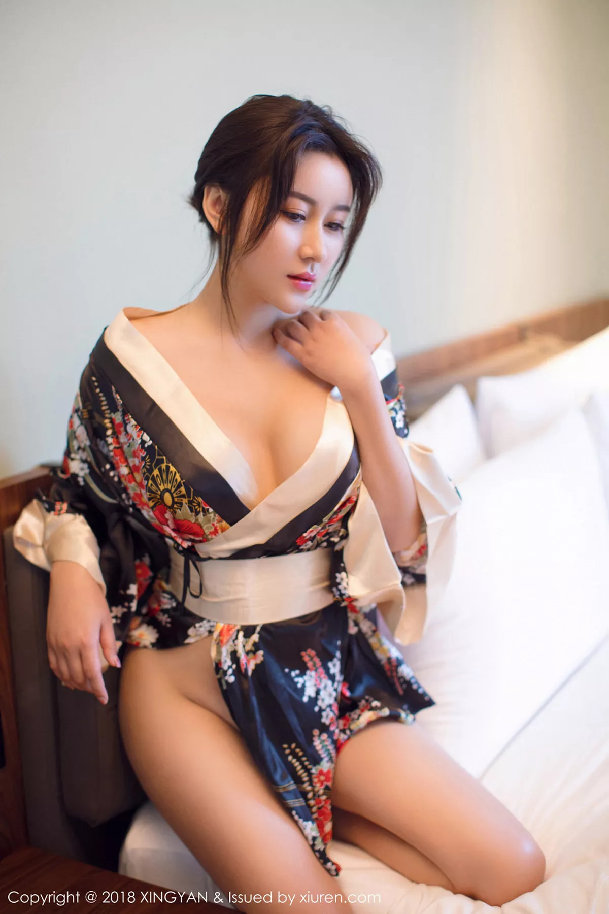 秀人集.com_[XINGYAN星颜社]Vol.072_嫩模希希Cici白色高叉连体衣配肉丝裤袜秀豪乳翘臀诱惑写真38P