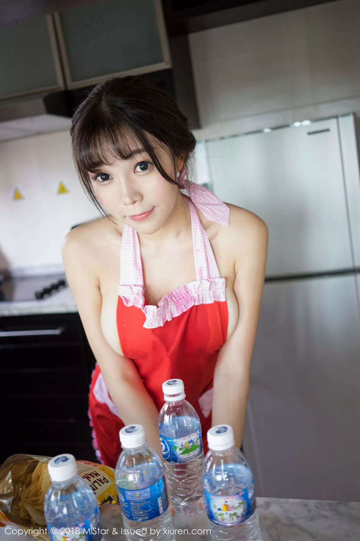 秀人集.com_[MiStar魅妍社]Vol.236_女神芝芝Booty沙巴旅拍私房女仆装露豪乳翘臀极致诱惑写真40P