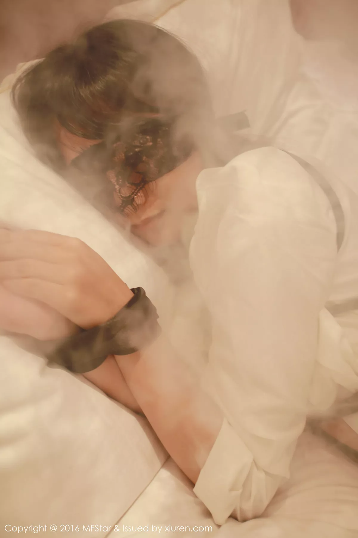 秀人集.com_[MFStar模范学院]Vol.074_嫩模猩一捆绑束缚系列另类SM大尺度美臀诱惑写真40P