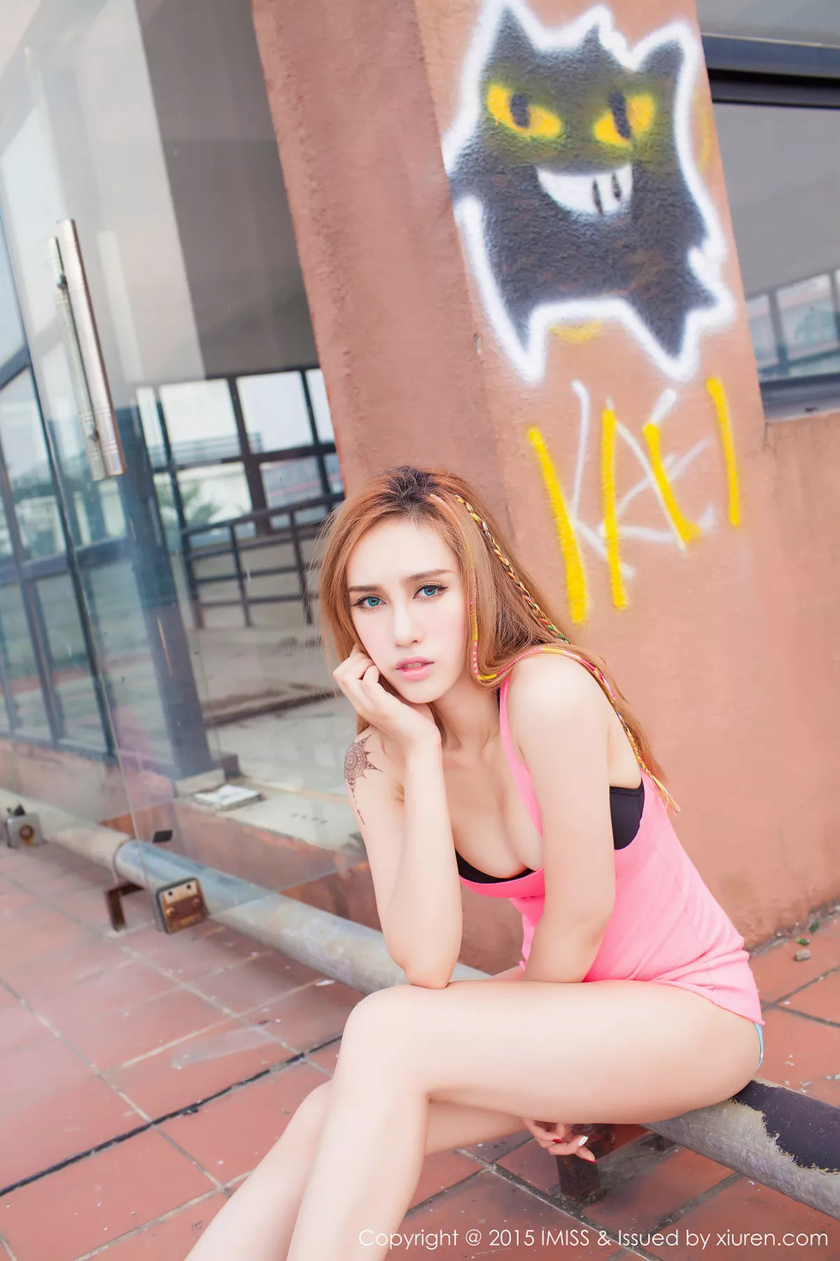 秀人集.com_[IMISS爱蜜社]Vol.045_嫩模Michi_Ho五角星内裤秀翘臀完美身材性感写真48P