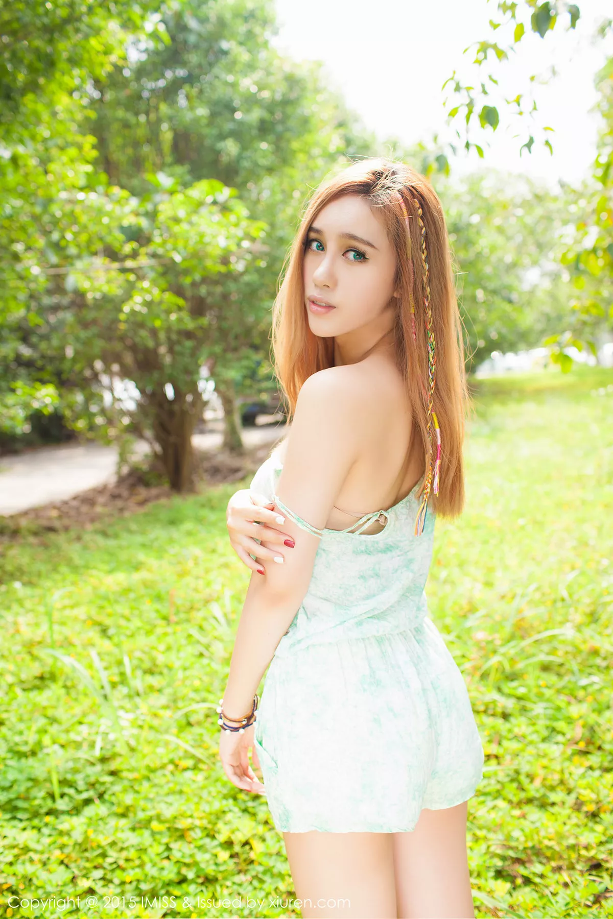 秀人集.com_[IMISS爱蜜社]Vol.045_嫩模Michi_Ho五角星内裤秀翘臀完美身材性感写真48P