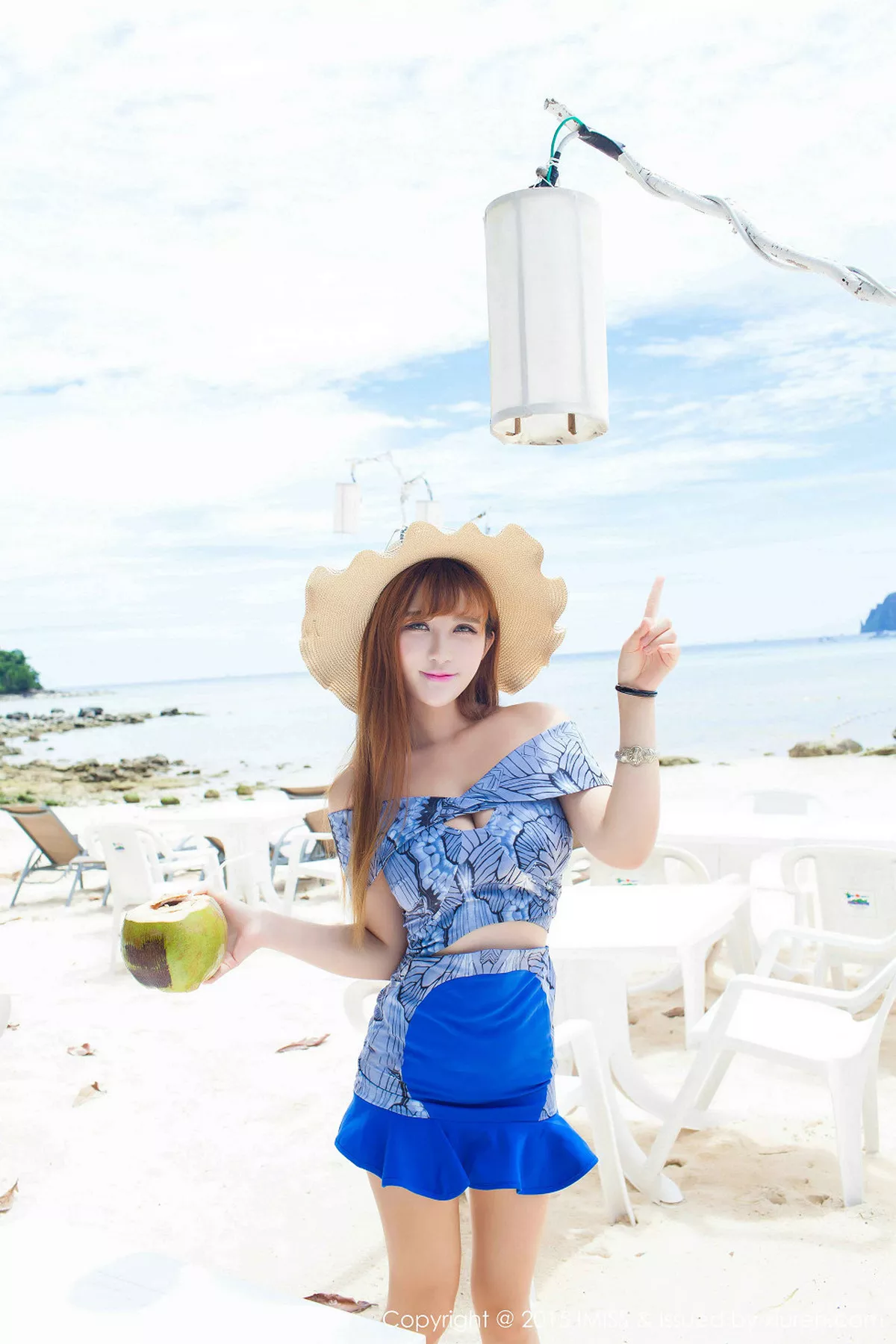 秀人集.com_[IMISS爱蜜社]Vol.044_嫩模LalaBaby啦啦普吉岛旅拍高腰内衣秀美胸巨乳48P