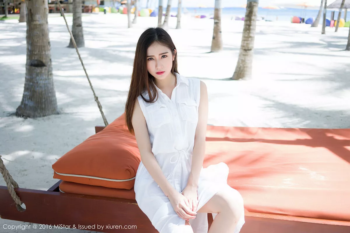 秀人集.com_[MiStar魅妍社]Vol.067_嫩模SISY思薄荷岛旅拍白色比基尼性感迷人写真50P