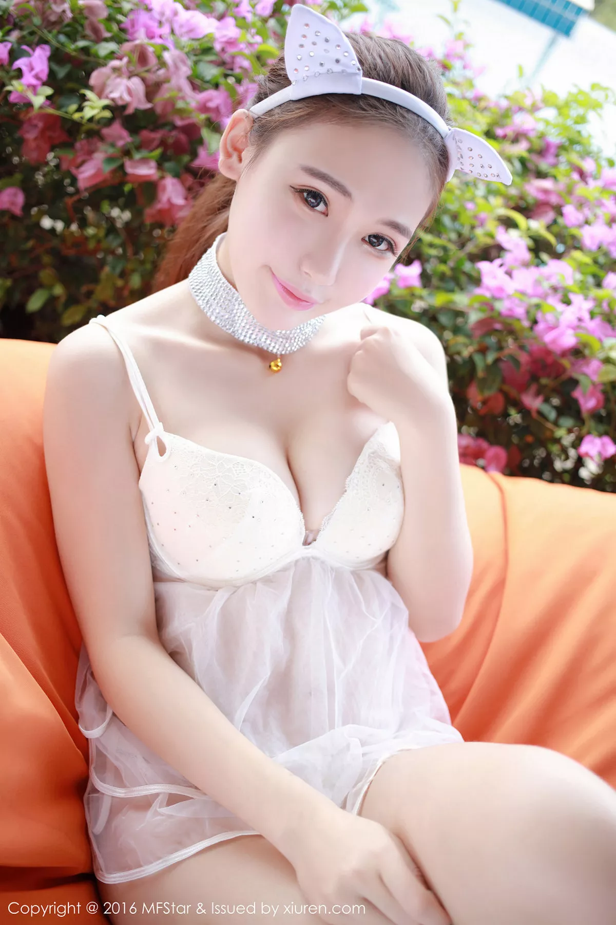 秀人集.com_[MFStar模范学院]Vol.044_嫩模熊吖BOBO苏梅岛旅拍性感比基尼迷人诱惑写真50P