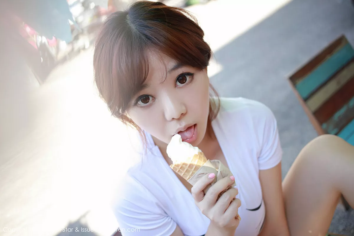 秀人集.com_[MFStar模范学院]Vol.054_刘飞儿Faye苏梅岛旅拍黑色内衣白嫩翘臀诱惑美乳50P