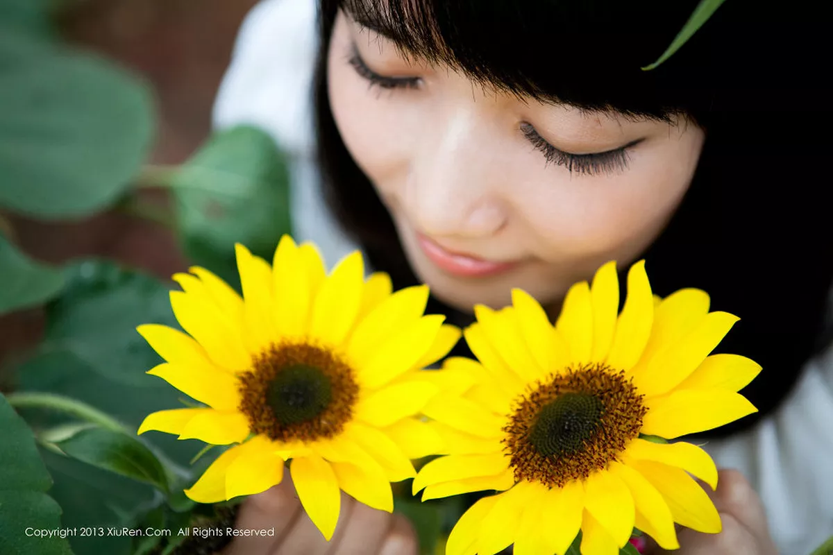 秀人集.com_[XiuRen秀人网]No.053_清纯美少女默漠无荢清新阳光写真海量合集121P