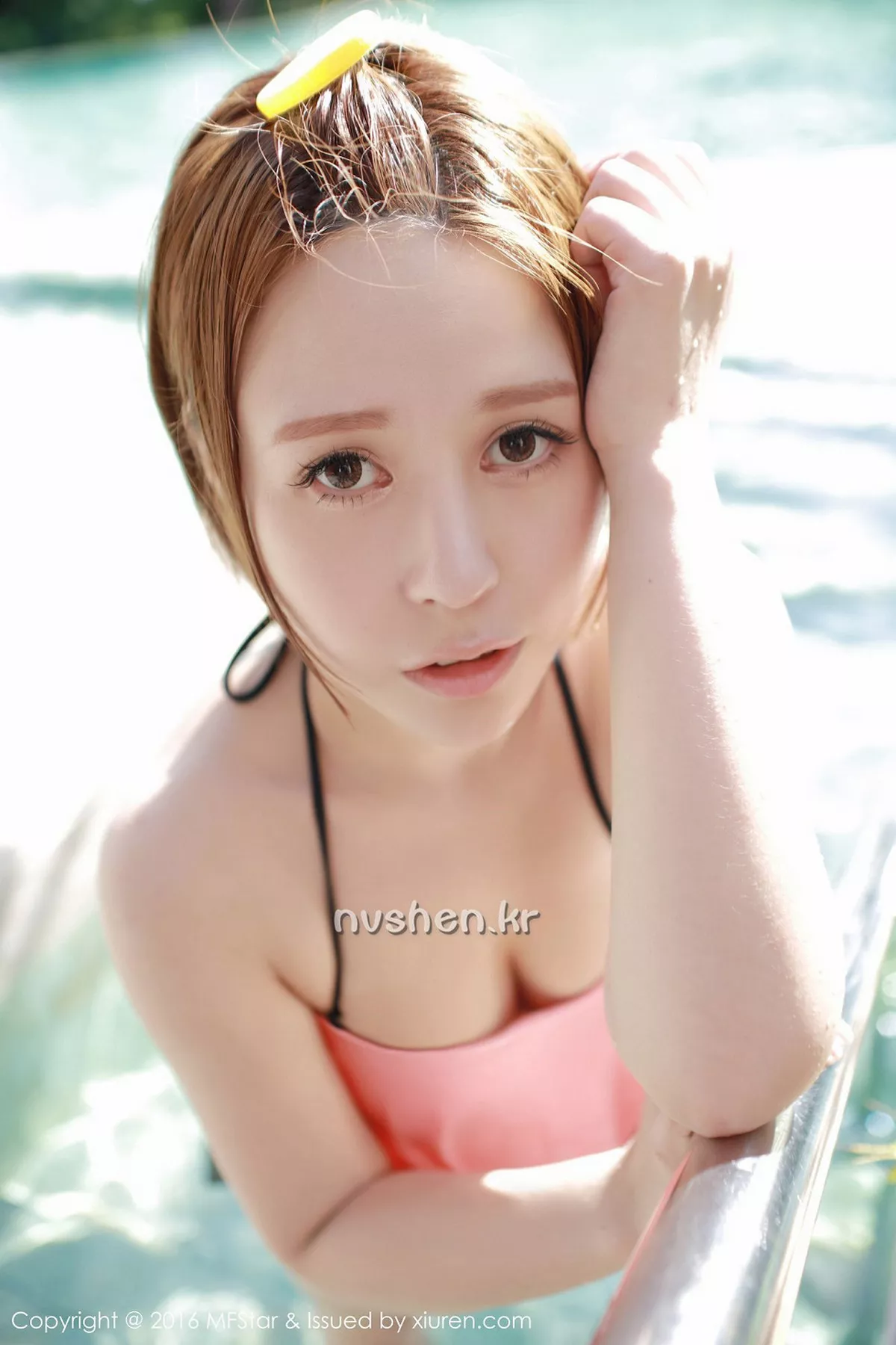 秀人集.com_[MFStar模范学院]Vol.073_Evelyn艾莉泰国心愿旅拍第三套浴室湿身美臀诱惑写真54P