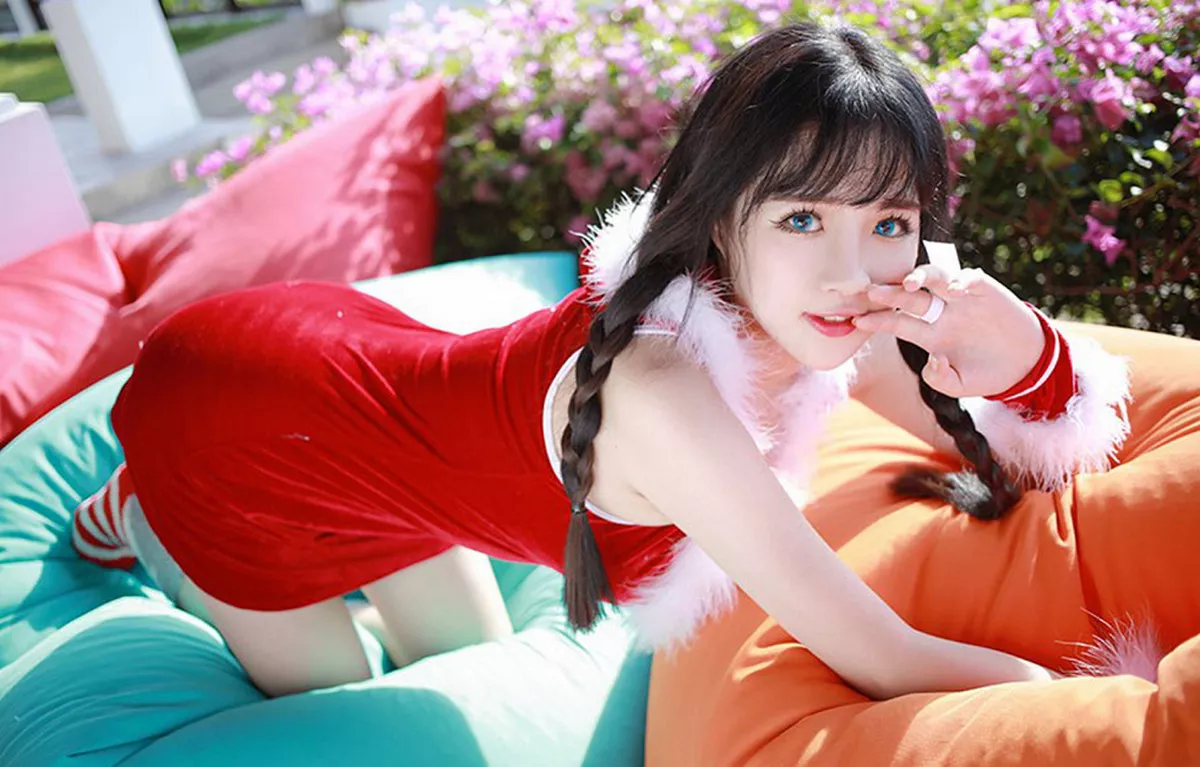 秀人集.com_[MFStar模范学院]Vol.070_嫩模徐cake泰国心愿旅拍白色蕾丝内衣秀美胸性感写真51P