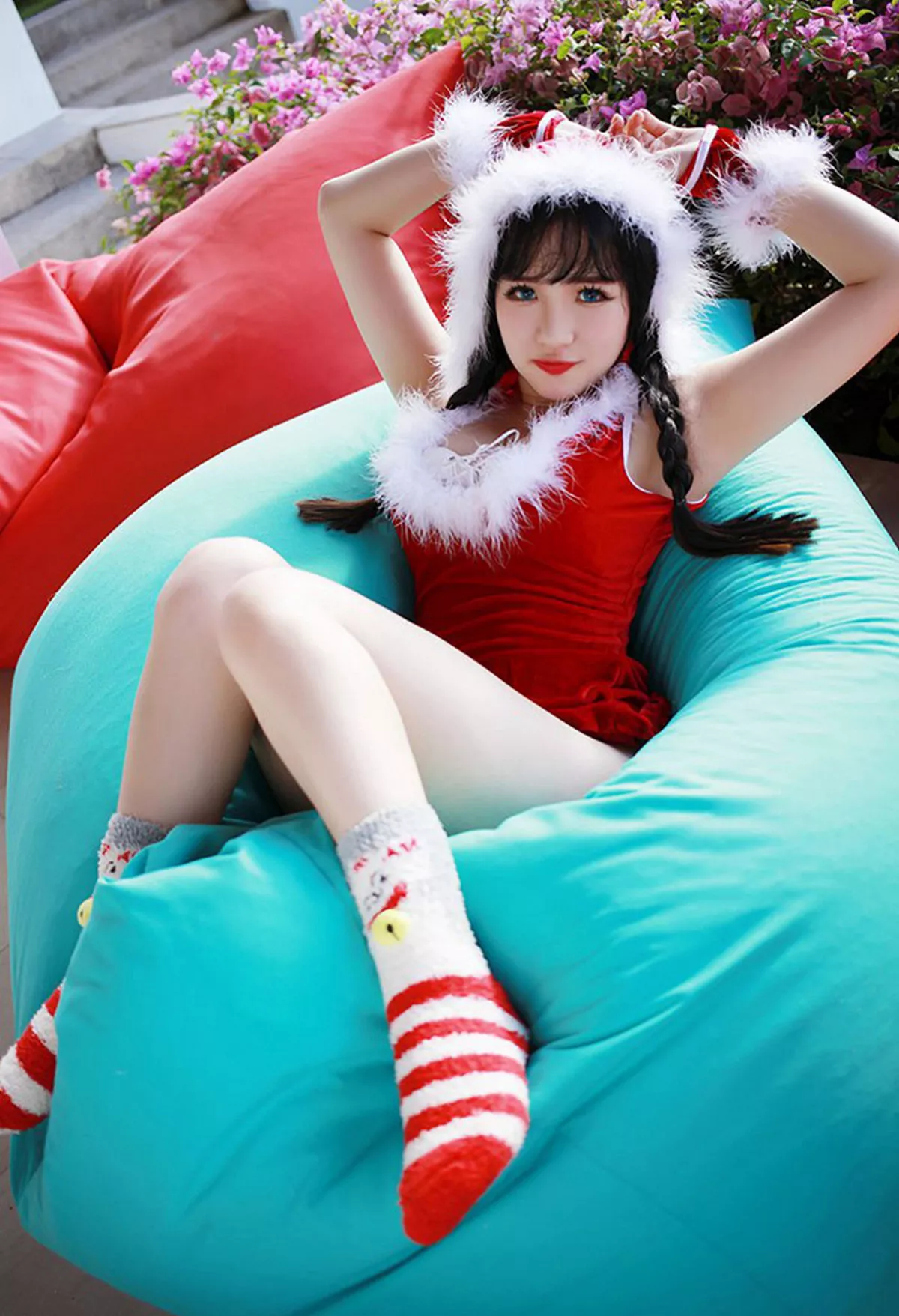 秀人集.com_[MFStar模范学院]Vol.070_嫩模徐cake泰国心愿旅拍白色蕾丝内衣秀美胸性感写真51P