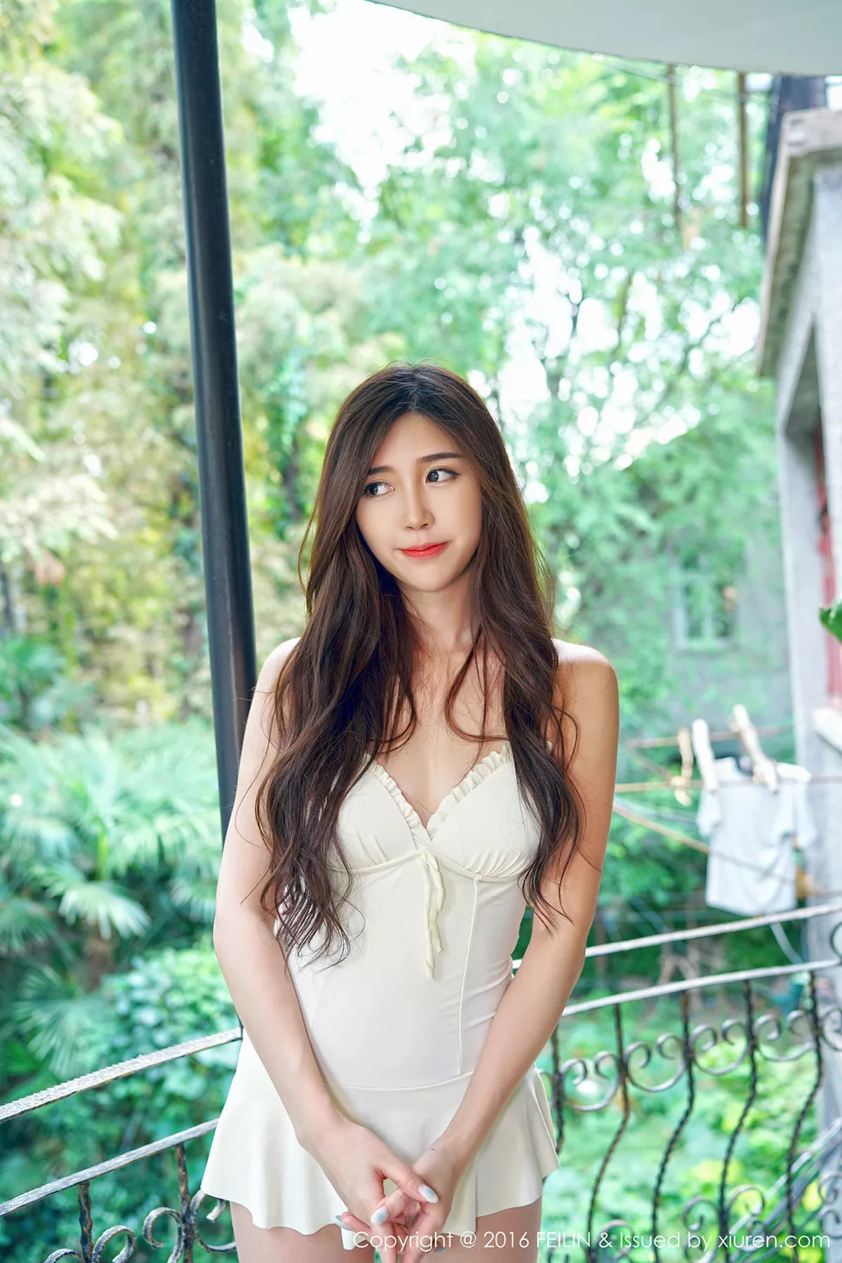 秀人集.com_[FeiLin嗲囡囡]Vol.052_嫩模方绮言Ayaka森林清新系完美曲线可爱卖萌写真42P