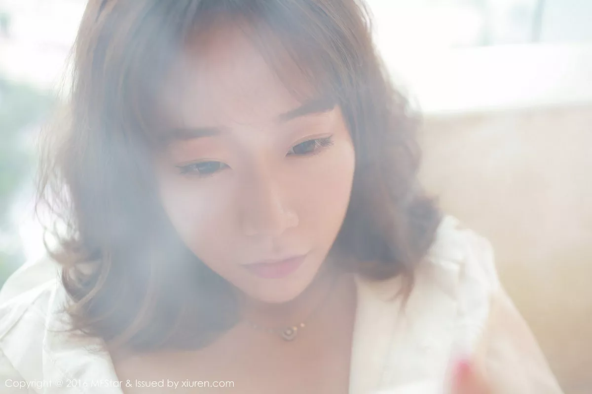 秀人集.com_[MFStar模范学院]Vol.066_嫩模陈思雨Mango居家私房内衣诱人美乳性感翘臀写真50P