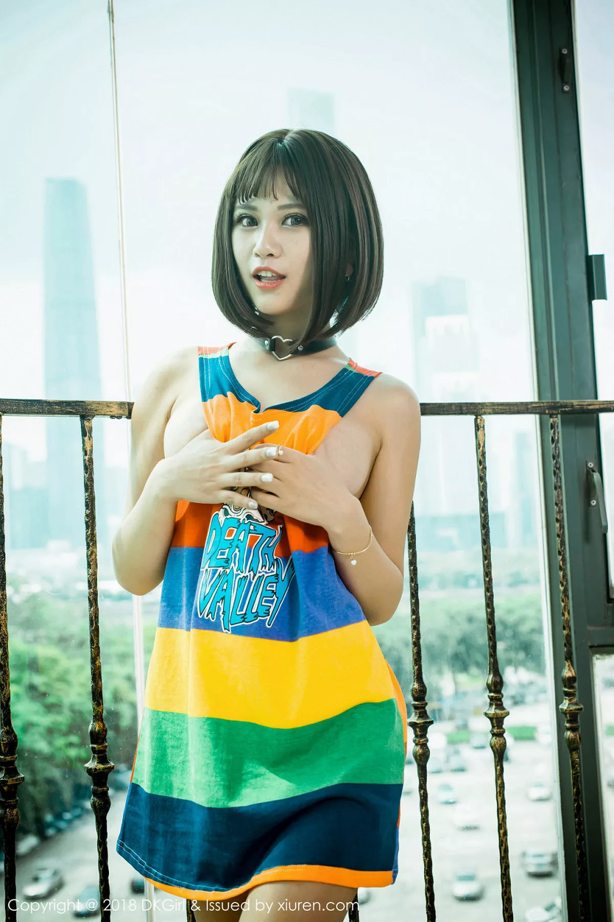 秀人集.com_[DKGirl御女郎]Vol.082_嫩模萌宝儿BoA户外真空球衣+室内真空短裙露豪乳极致诱惑写真48P