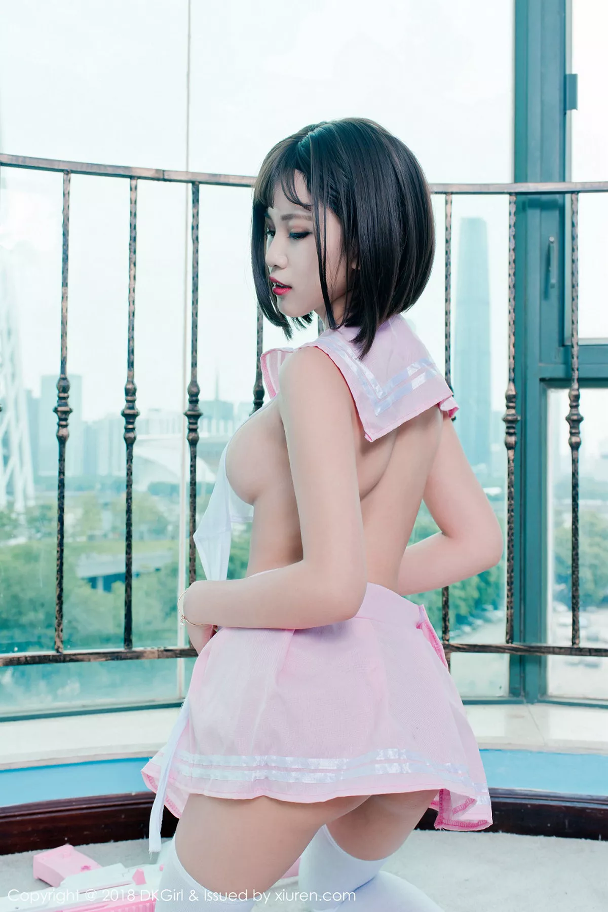 秀人集.com_[DKGirl御女郎]Vol.082_嫩模萌宝儿BoA户外真空球衣+室内真空短裙露豪乳极致诱惑写真48P