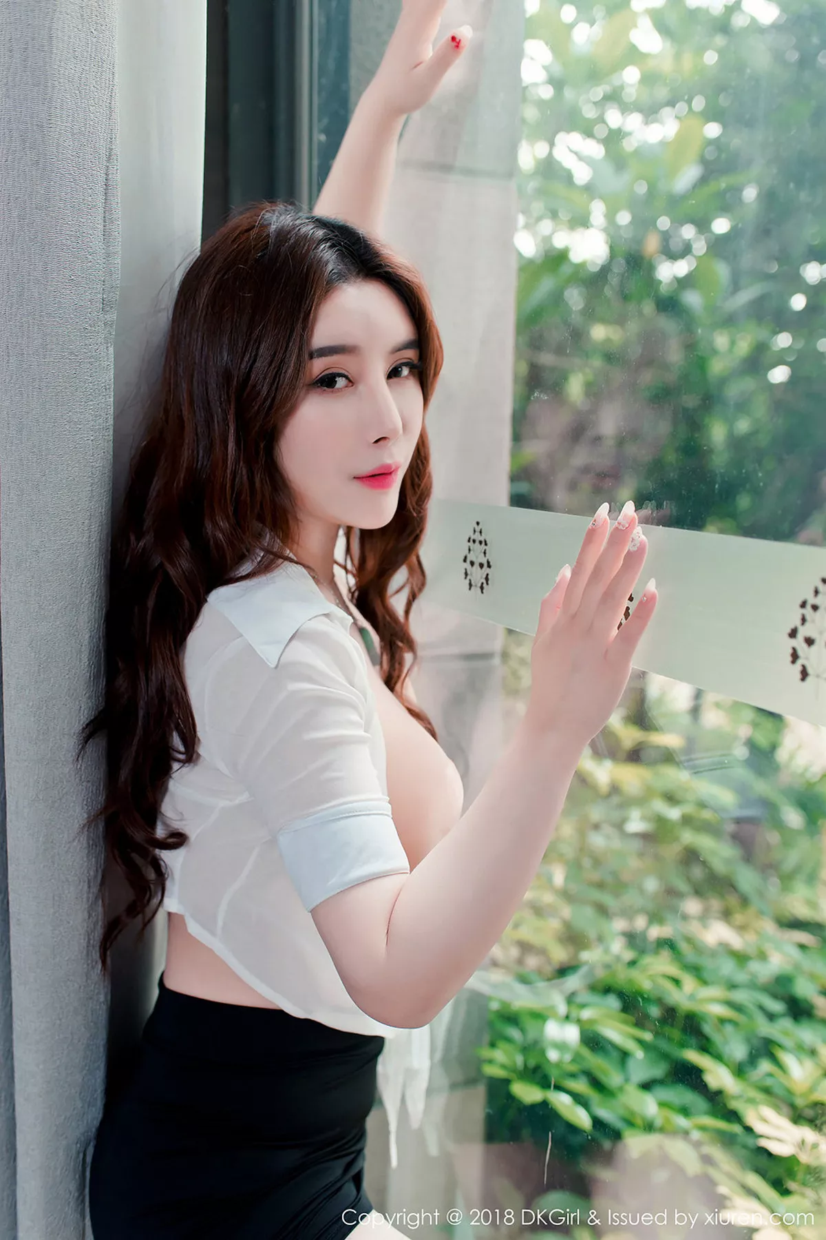 秀人集.com_[DKGirl御女郎]Vol.083_嫩模雪千寻私房真空白衬衣配黑短裙傲人豪乳喷血诱惑写真48P