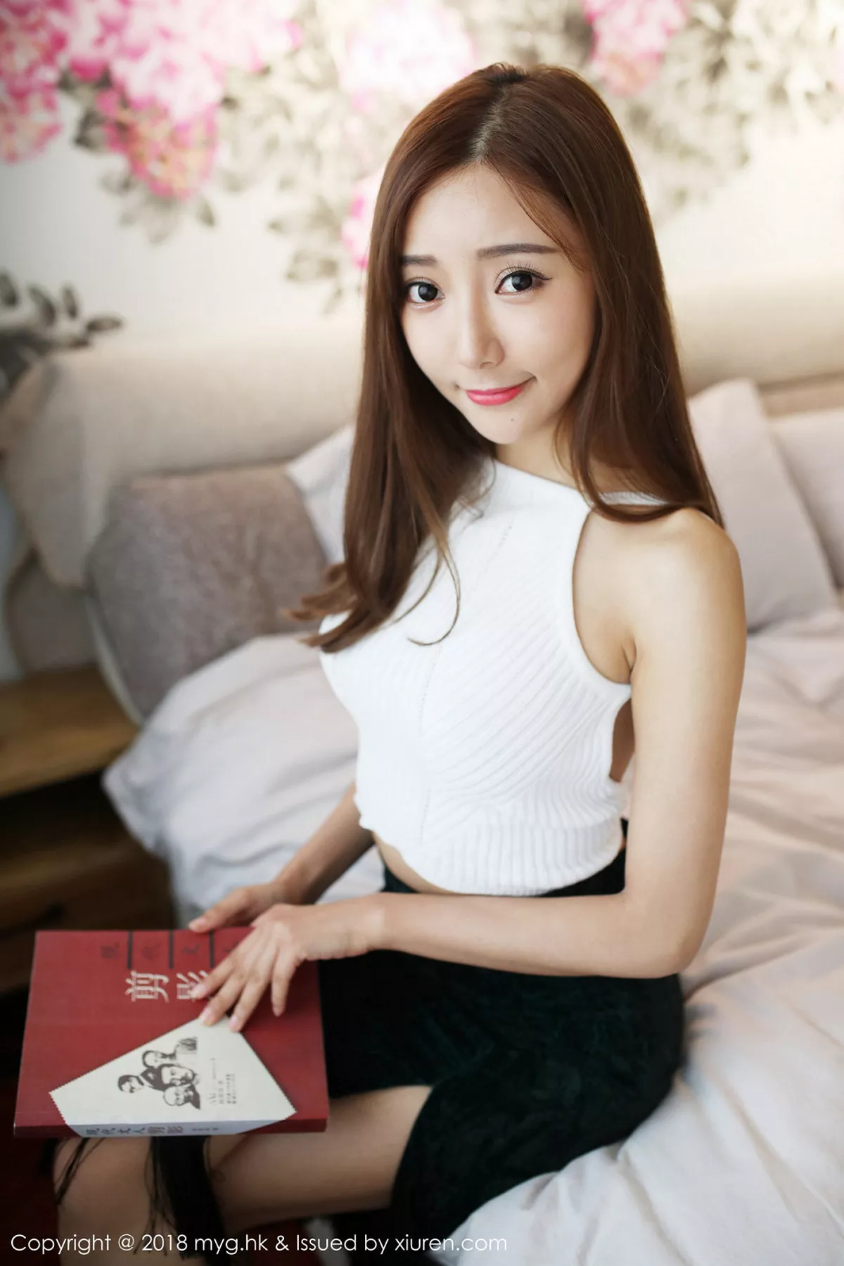 秀人集.com_[MyGirl美媛馆]Vol.312_嫩模王馨瑶yanni阳光美少女白色吊带衣配牛仔短裤性感写真47P