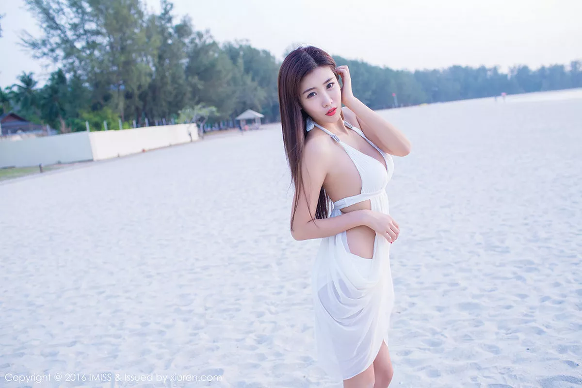 秀人集.com_[IMISS爱蜜社]Vol.086_嫩模程小烦不烦纯白裙子性感内衣秀美胸清新迷人写真47P