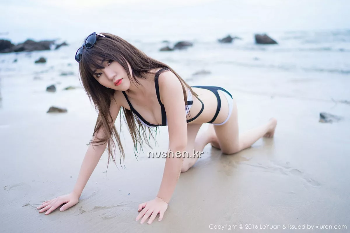 秀人集.com_[LeYuan星乐园]Vol.012_嫩模冷不丁性感黑色内衣秀完美胸型粉红内裤诱惑写真52P