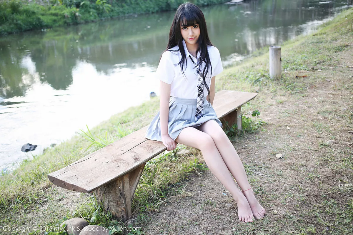 秀人集.com_[MyGirl美媛馆]Vol.096_嫩模杨晓青儿泰国旅拍清纯学生装花丛中的美仙子写真88P