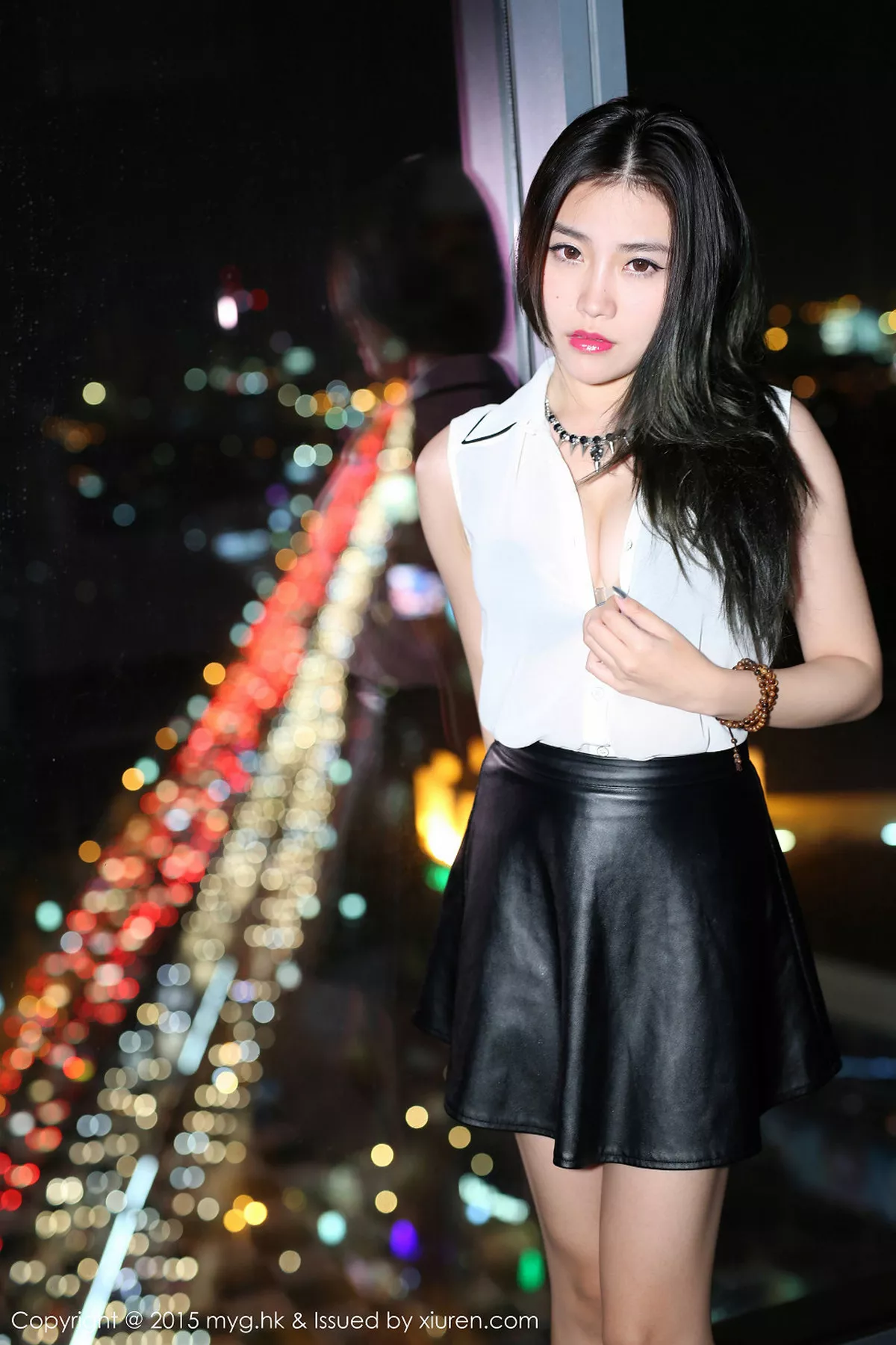 秀人集.com_[MyGirl美媛馆]Vol.090_嫩模许诺Sabrina泰国旅拍黑丝渔网秀蕾丝内裤写真55P