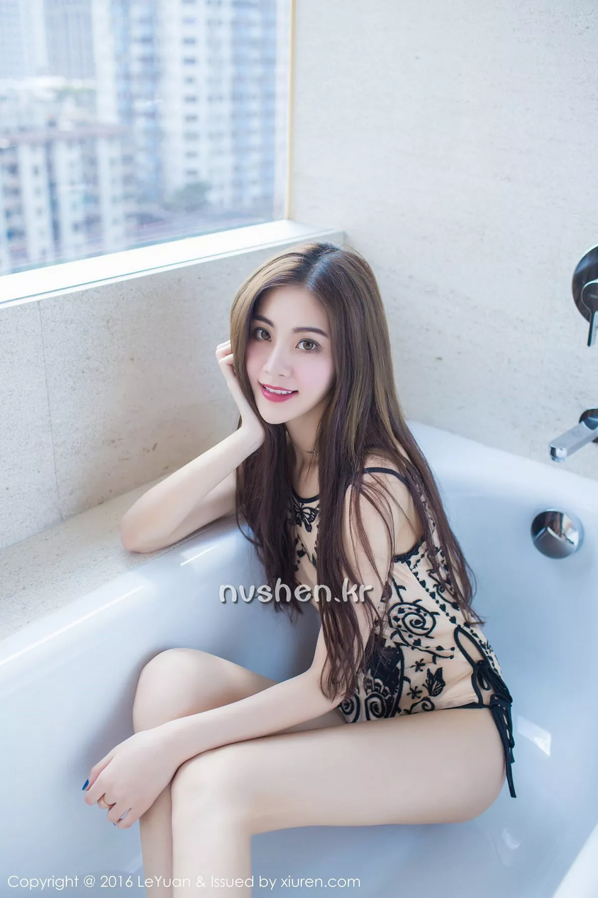 秀人集.com_[LeYuan星乐园]Vol.014_国色天姿嫩模菲儿居家完美身材清丽绝俗妩媚迷人写真64P