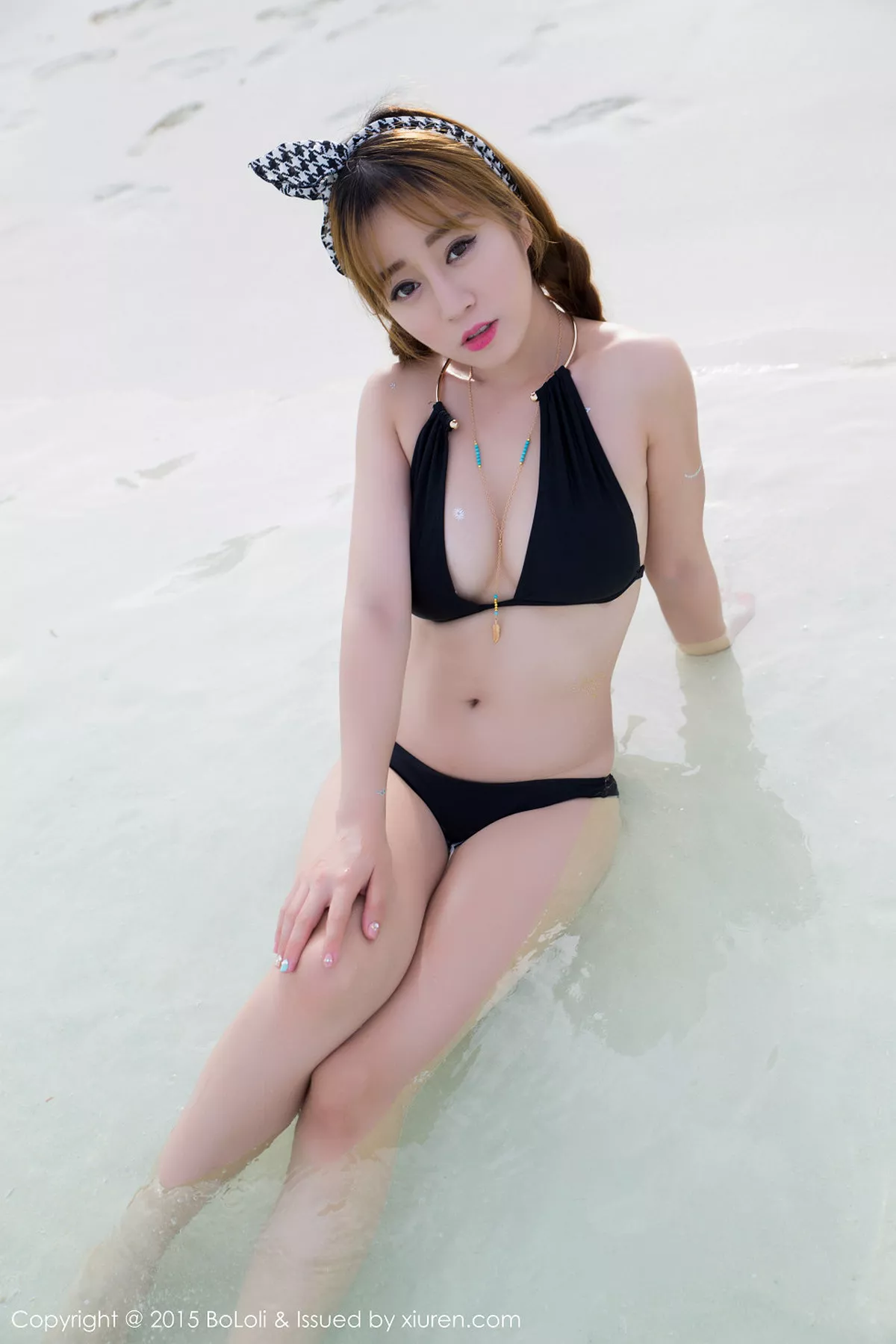 秀人集.com_[BoLoli波萝社]Vol.072_嫩模王雨纯马尔代夫旅拍性感内衣半露豪乳诱惑写真54P