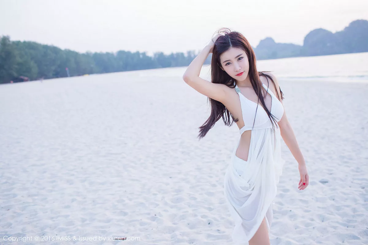 秀人集.com_[IMISS爱蜜社]Vol.086_嫩模程小烦不烦纯白裙子性感内衣秀美胸清新迷人写真47P