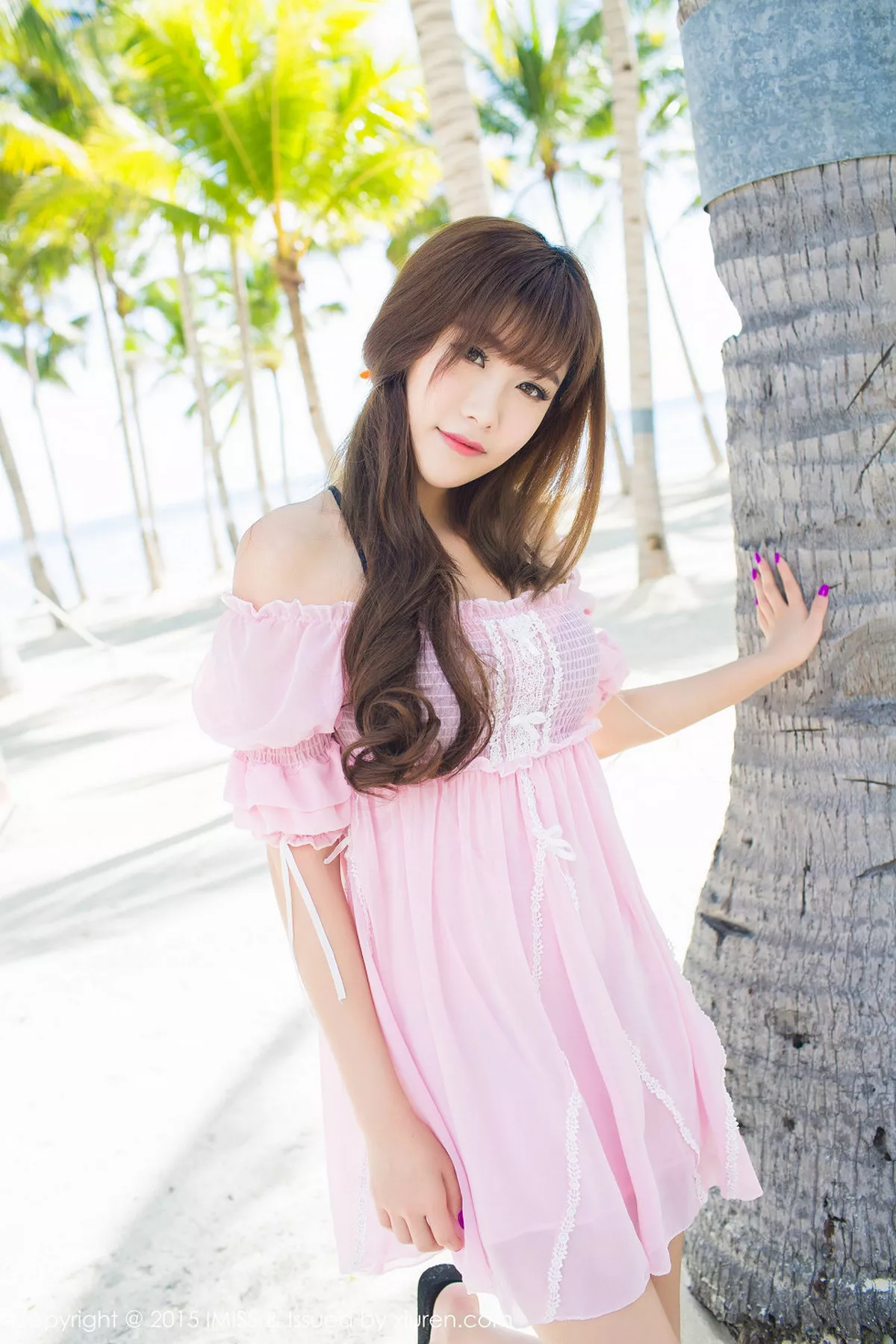 秀人集.com_[IMISS爱蜜社]Vol.055_嫩模程小烦不烦薄荷岛旅拍牛仔吊带裙秀美胸写真53P