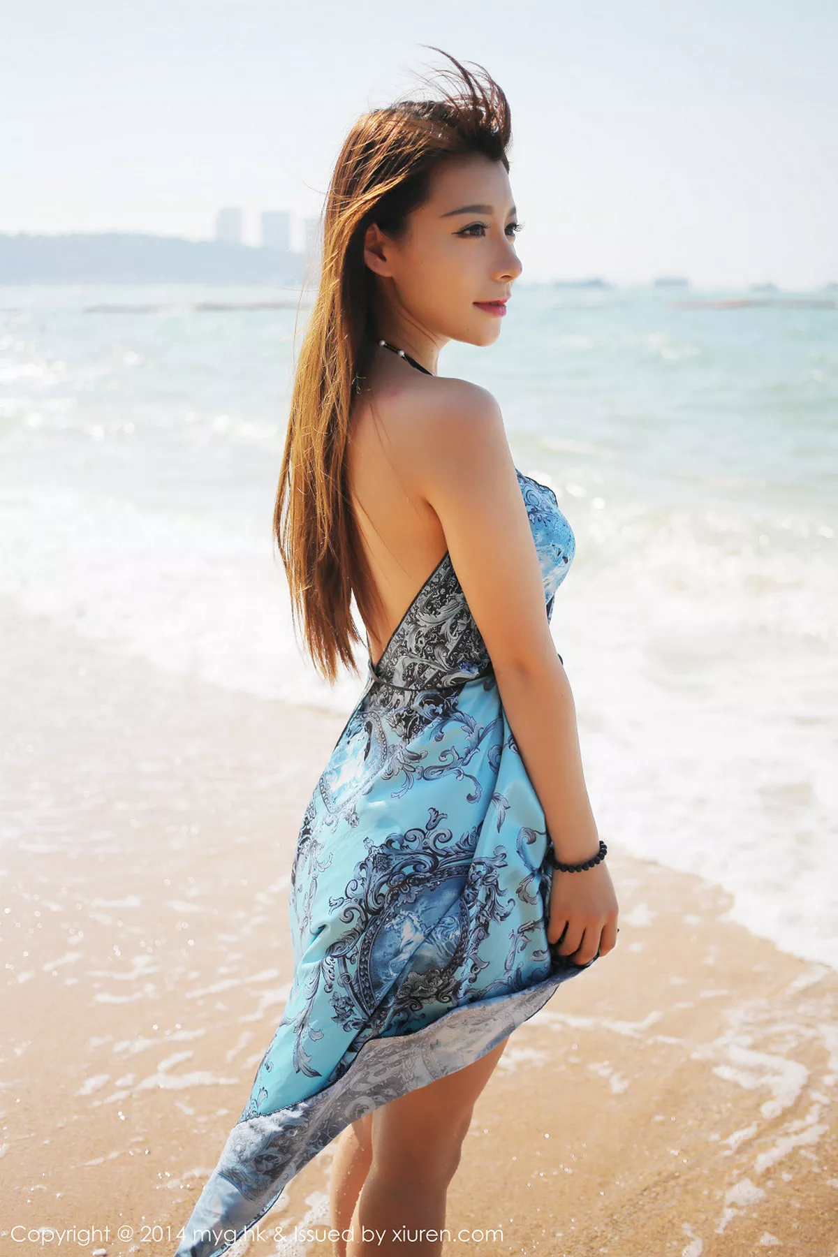 秀人集.com_[MyGirl美媛馆]Vol.087_嫩模vetiver嘉宝贝儿居家私房半裸上身秀豪乳写真67P