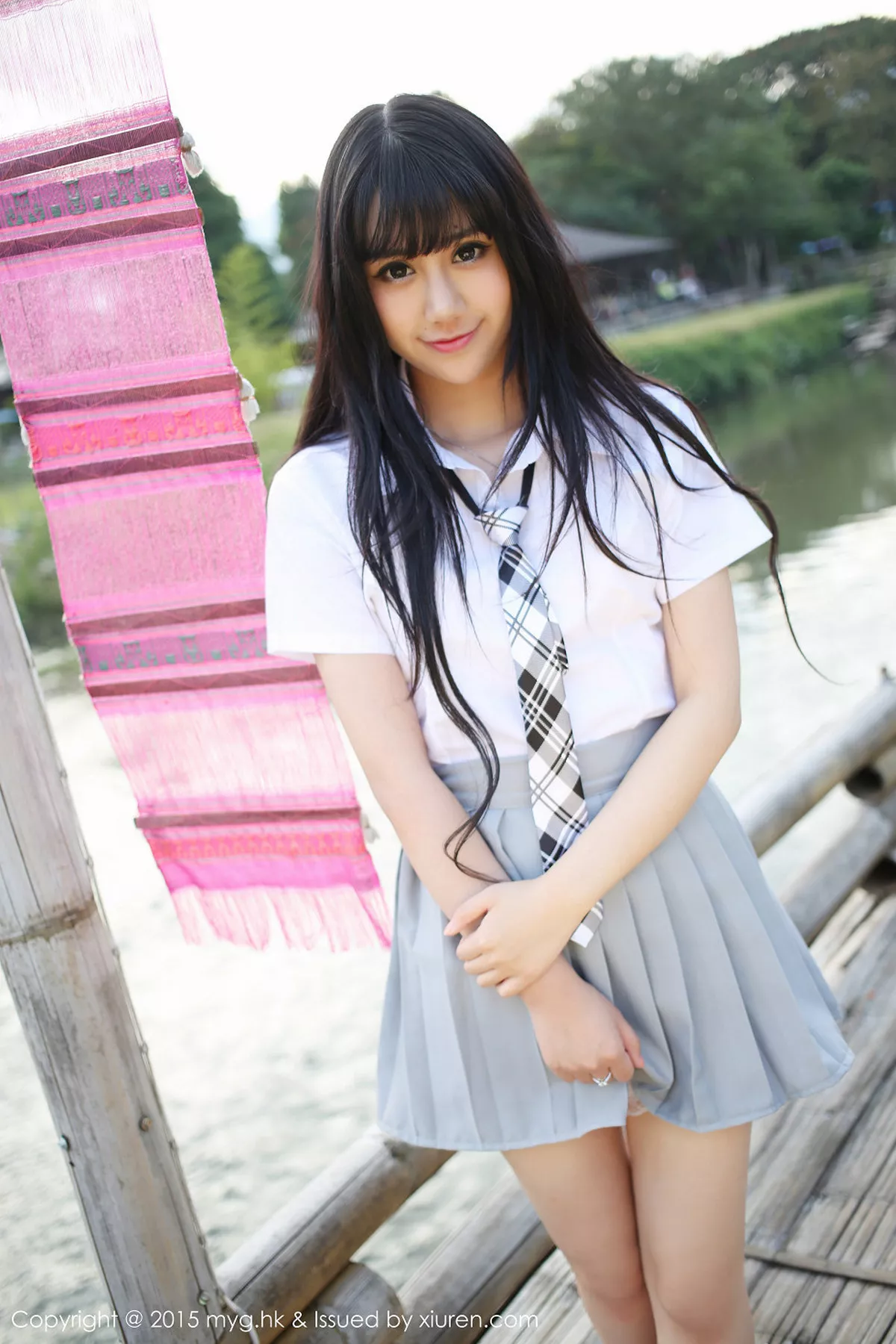 秀人集.com_[MyGirl美媛馆]Vol.096_嫩模杨晓青儿泰国旅拍清纯学生装花丛中的美仙子写真88P